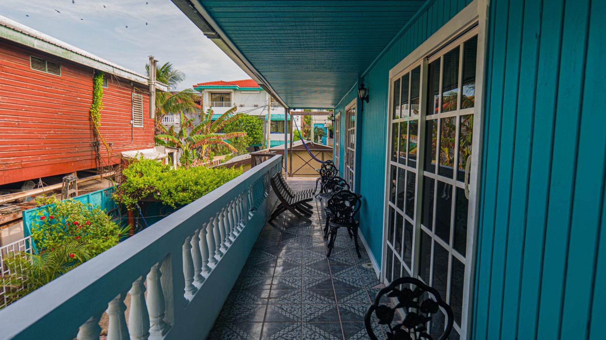 Drift Inn San Pedro San Pedro  Eksteriør bilde